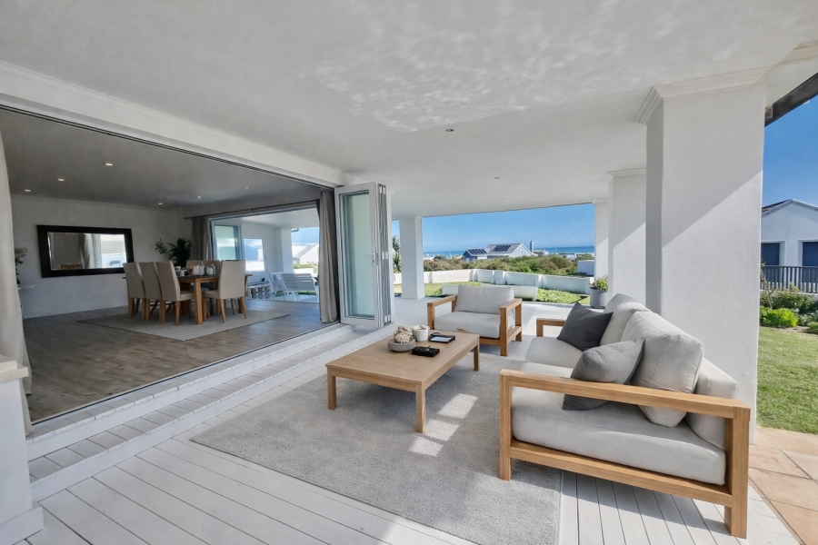 5 Bedroom Property for Sale in Grotto Bay Western Cape